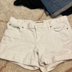 white banana republic shorts